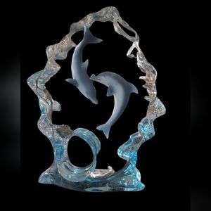 Leucite Dolphin Decor